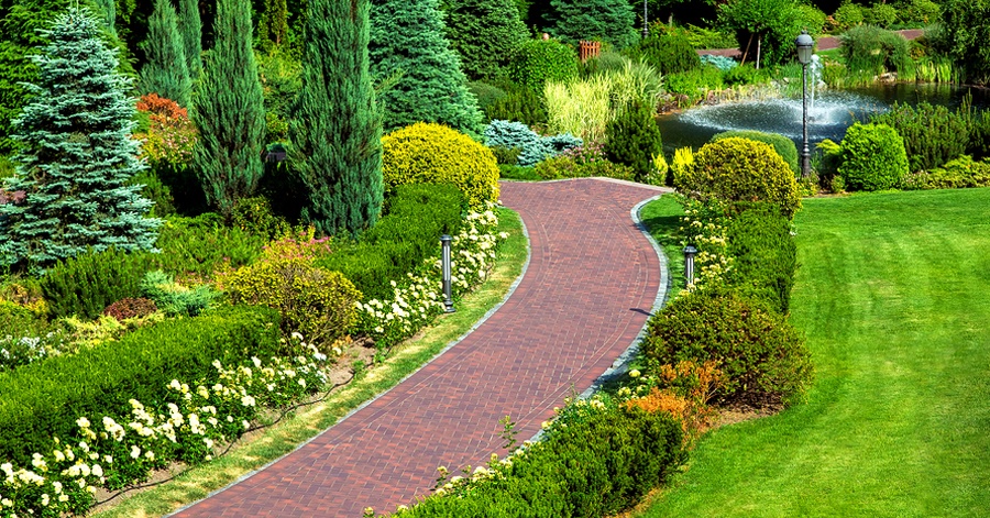9 Creative Sidewalk Design Ideas to Inspire Your New Walking Path