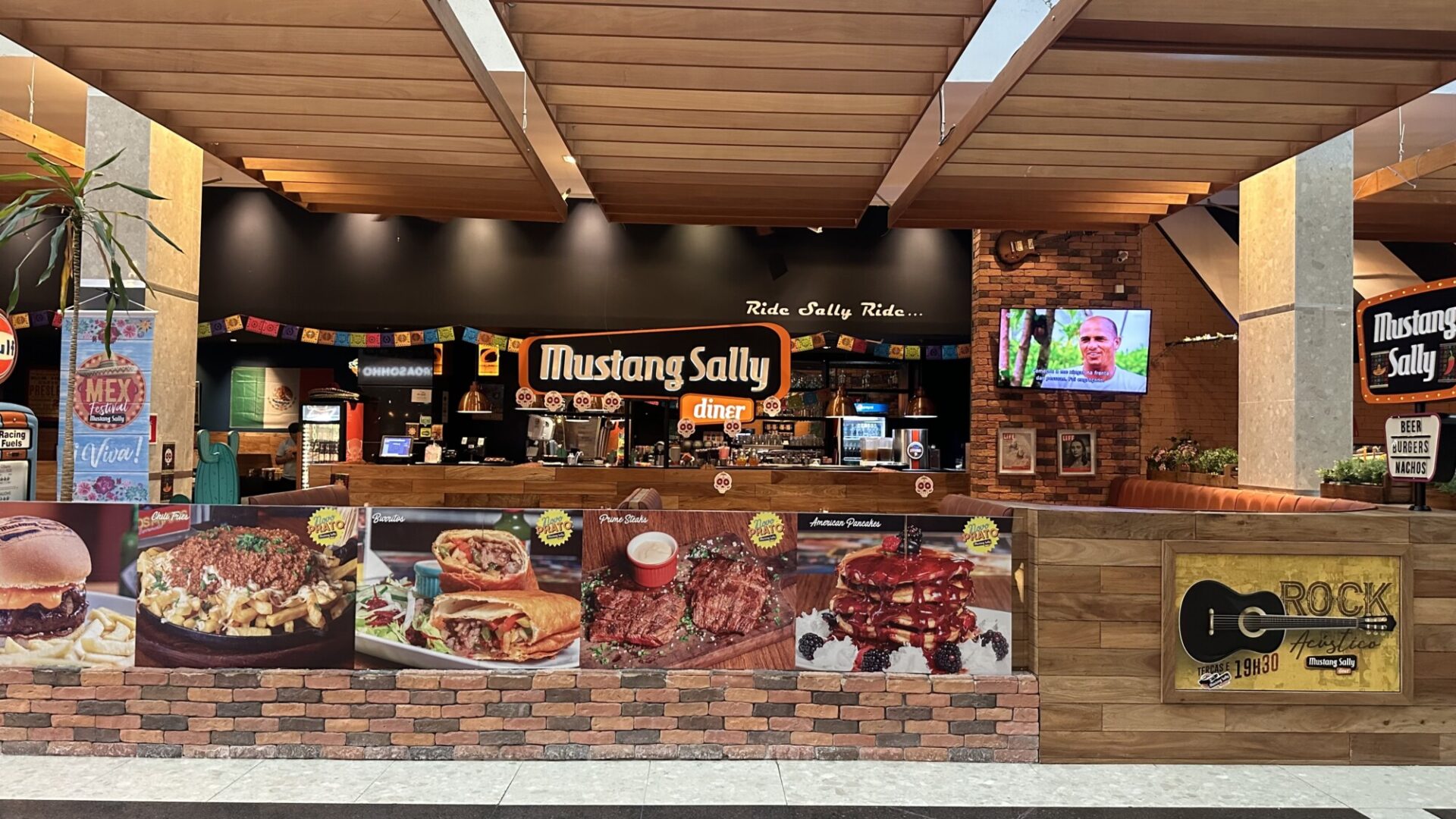 MUSTANG SALLY Shopping Palladium Curitiba