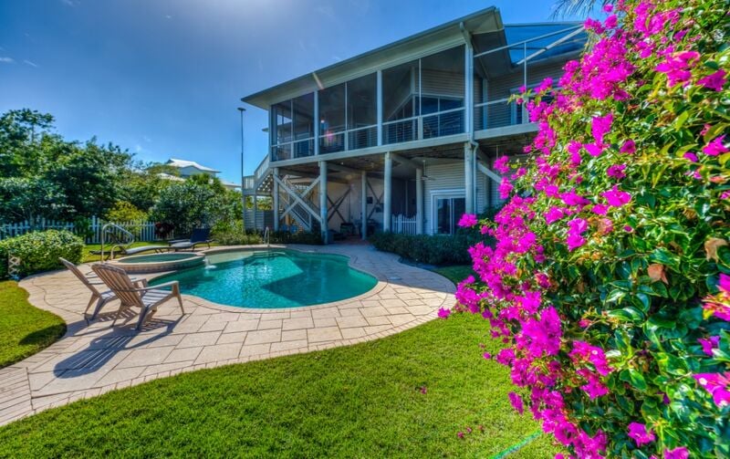 Home Palm Island Stays, LLC