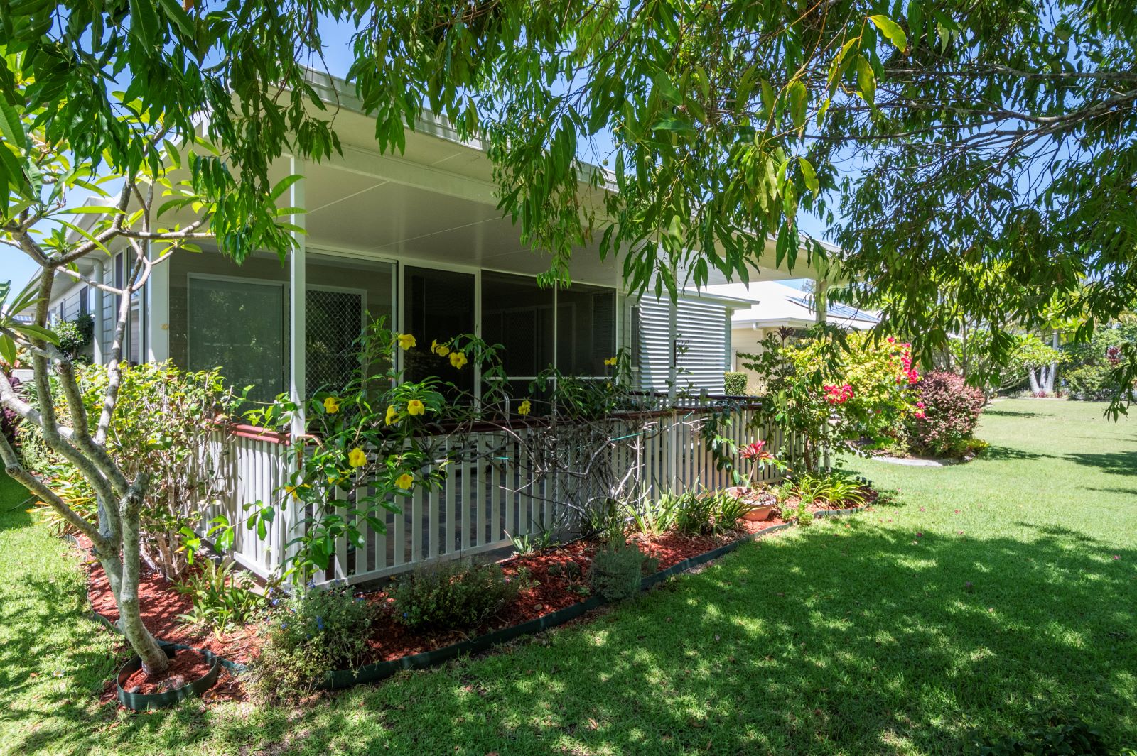 Home 159 Retirement Living Palm Lake Resort