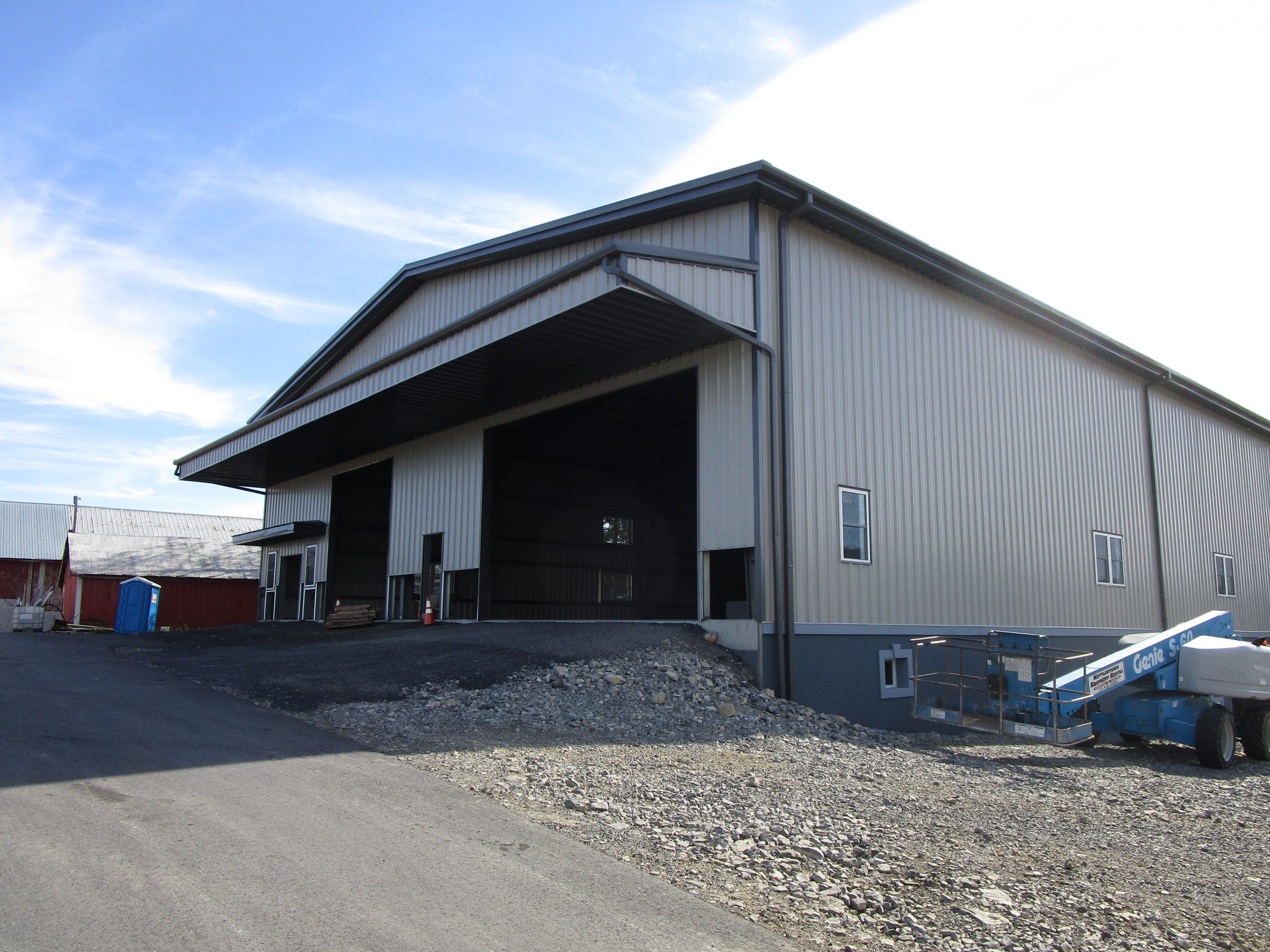 Truck Garages & Service Bays