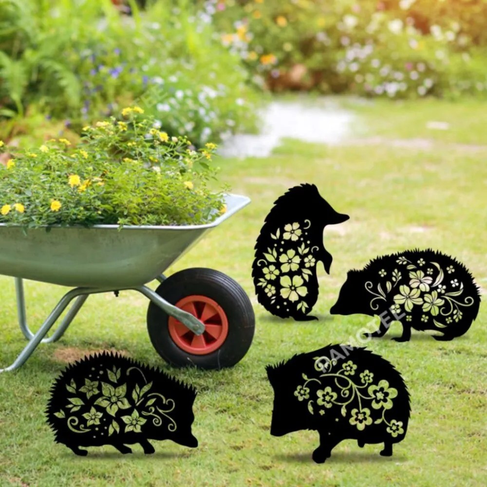 Bundle Four Hedgehogs Metal Garden Decor, Animals Yard Decor Pamotee