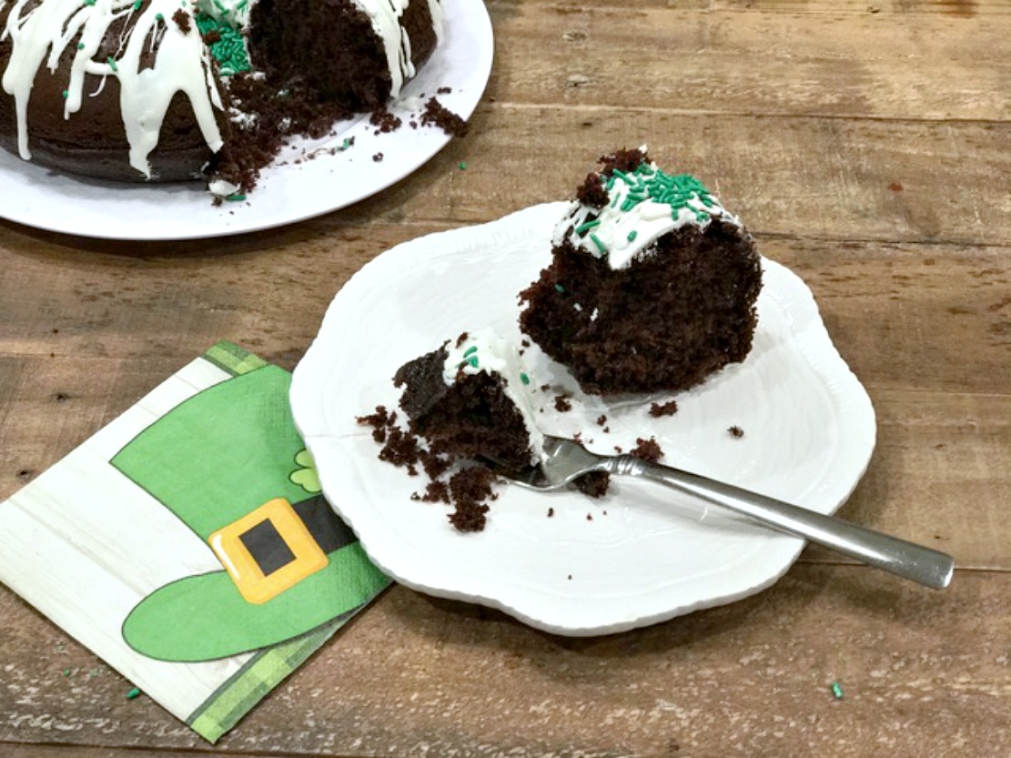 Super Easy St. Patrick's Day Chocolate Stout Bundt Cake Pams Daily Dish