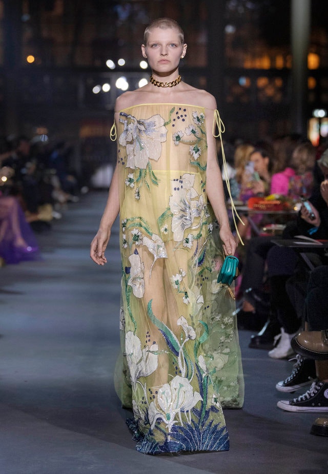 Valentino Summer 2022 Every Look From Valentino's Spring/Summer 2022 Collection - - Panatimes