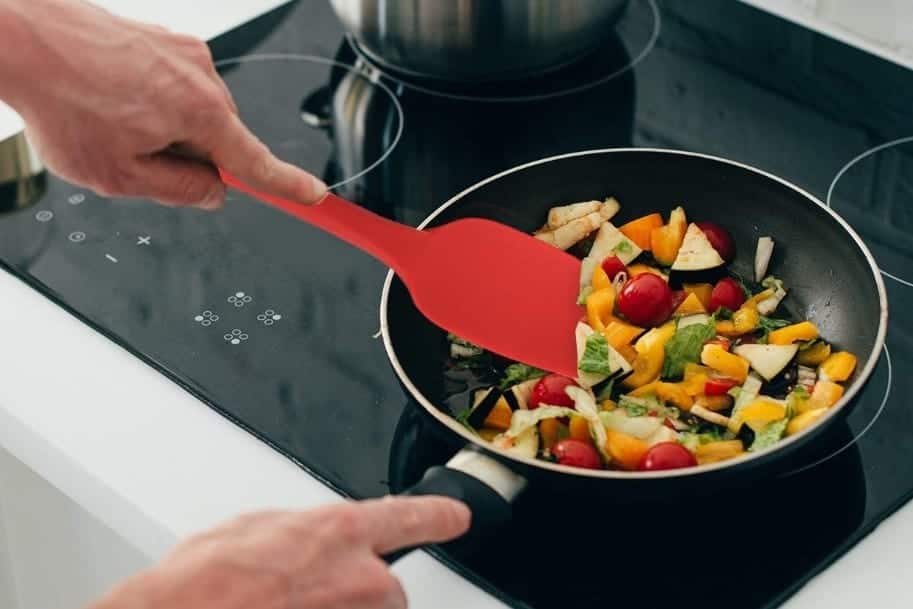 HardAnodized vs. NonStick Pans Which is Better?