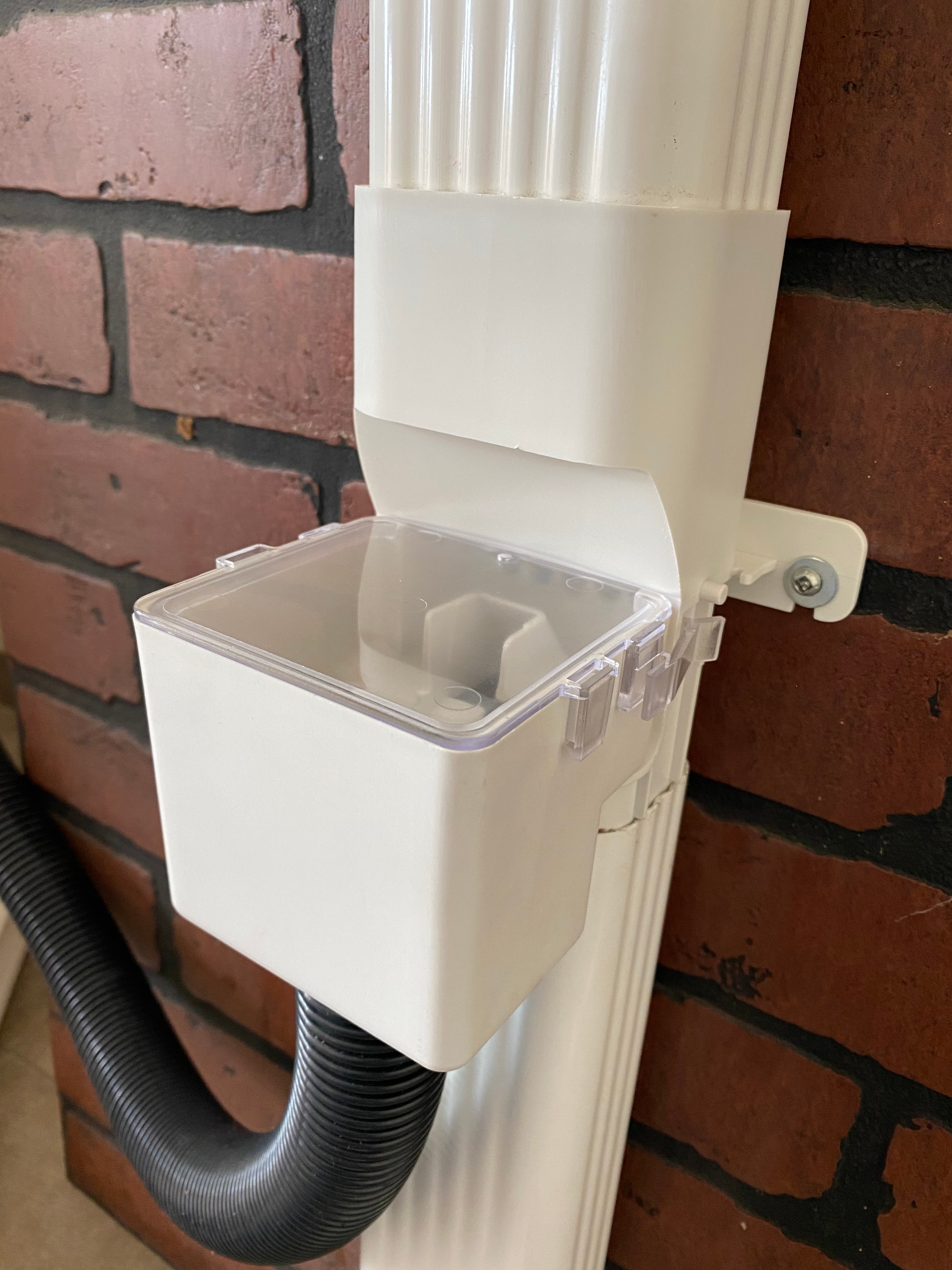 Panon Plastic Inc2 x 3 Rain Diverter With Hose Adapter Panon Plastic Inc