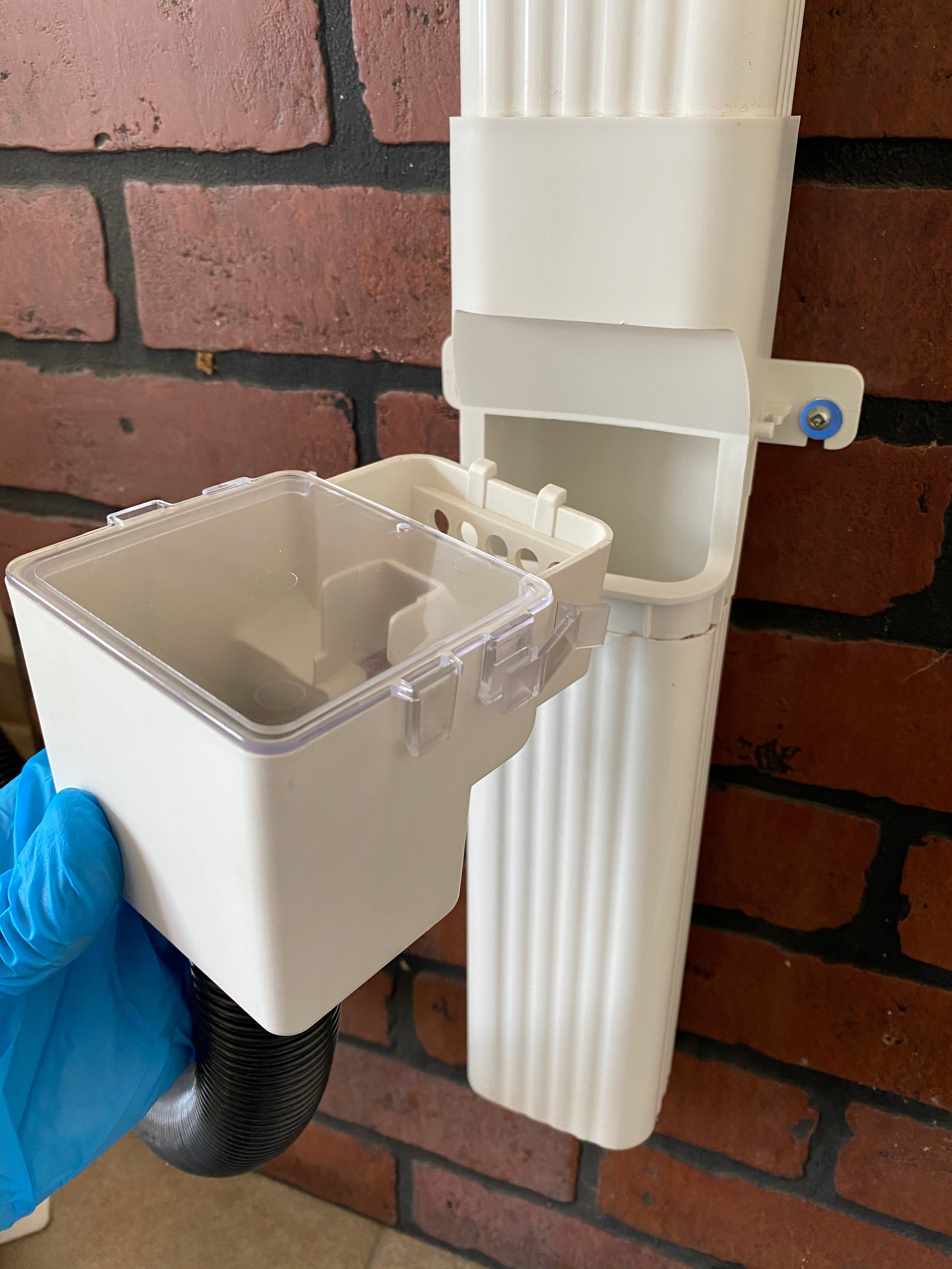 Panon Plastic Inc2 x 3 Rain Diverter With Hose Adapter Panon Plastic Inc