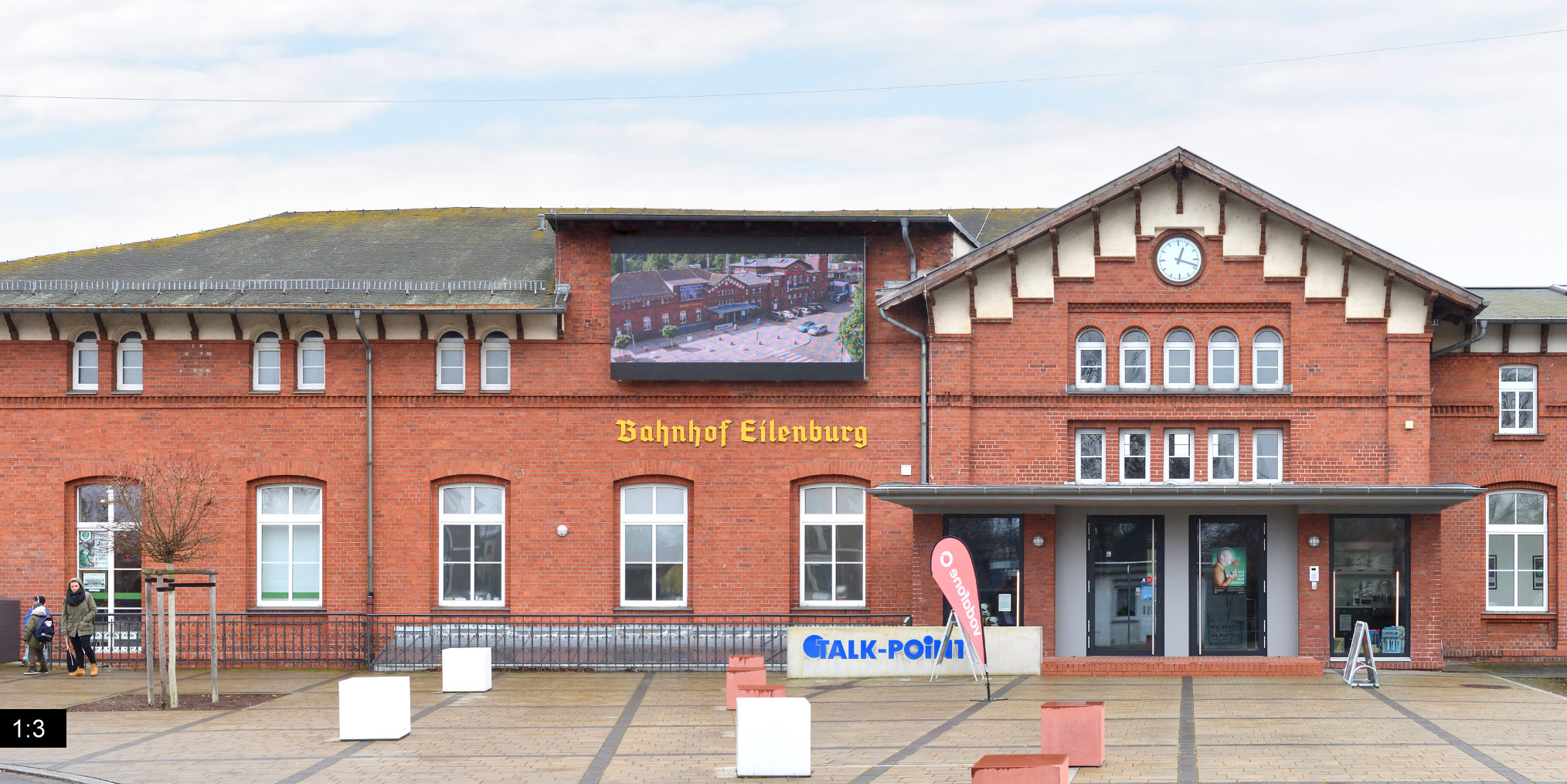 Train Station PANORAMASTREETLINE