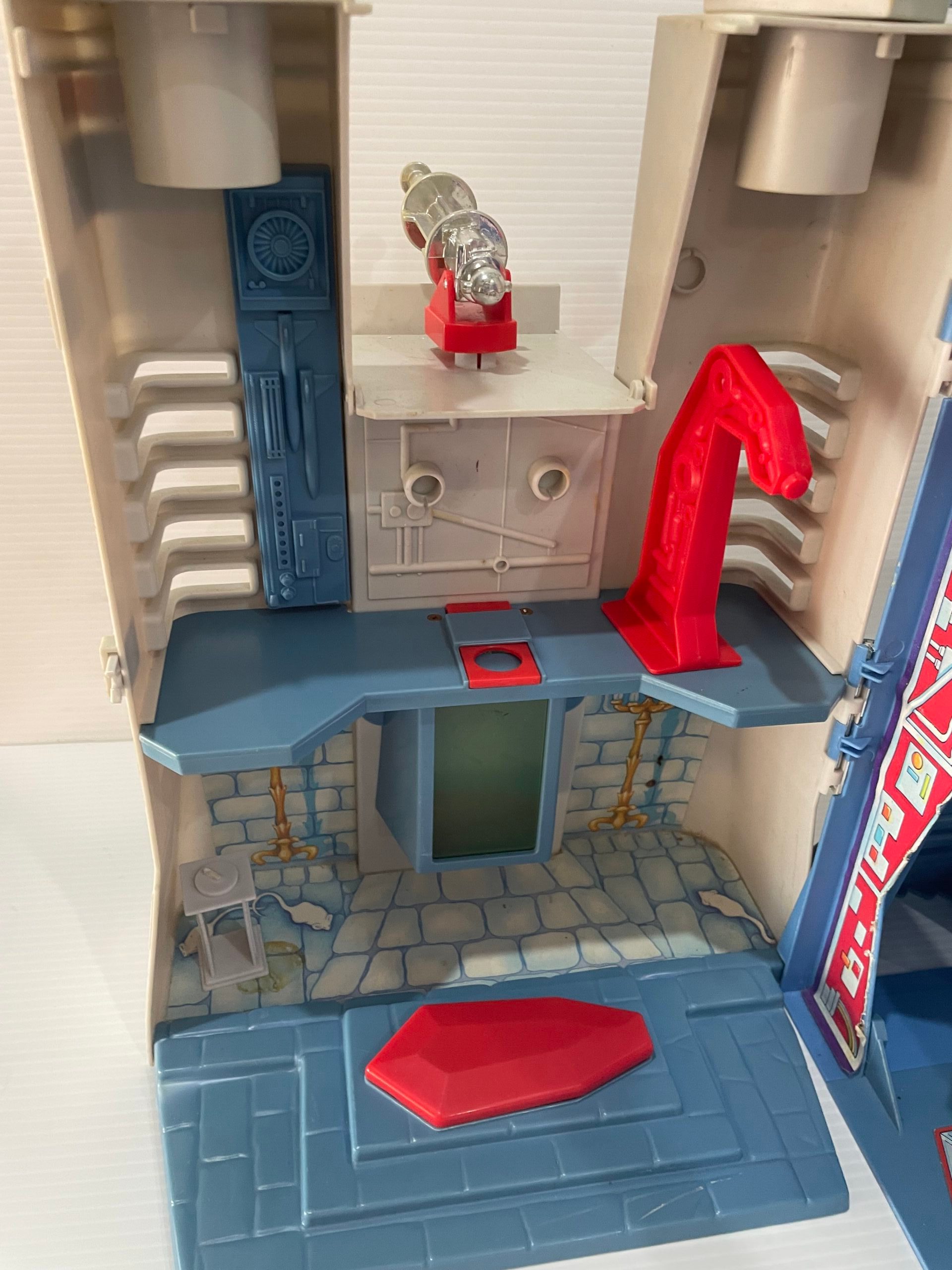 VOLTRON 1984 Castle of Lions Playset By Panosh Place