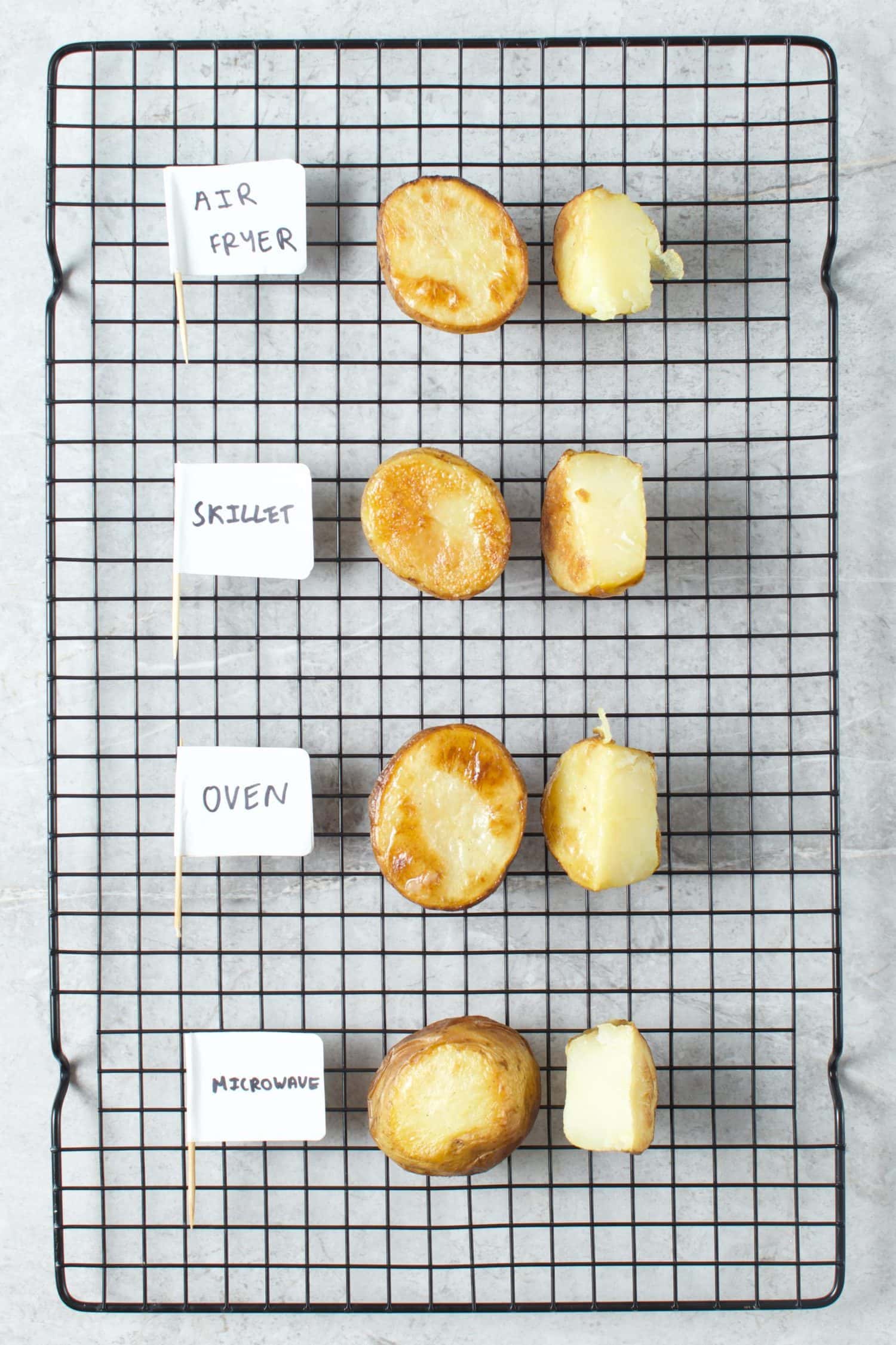 How To Reheat Roast Potatoes - I Test 4 Methods [Pics]