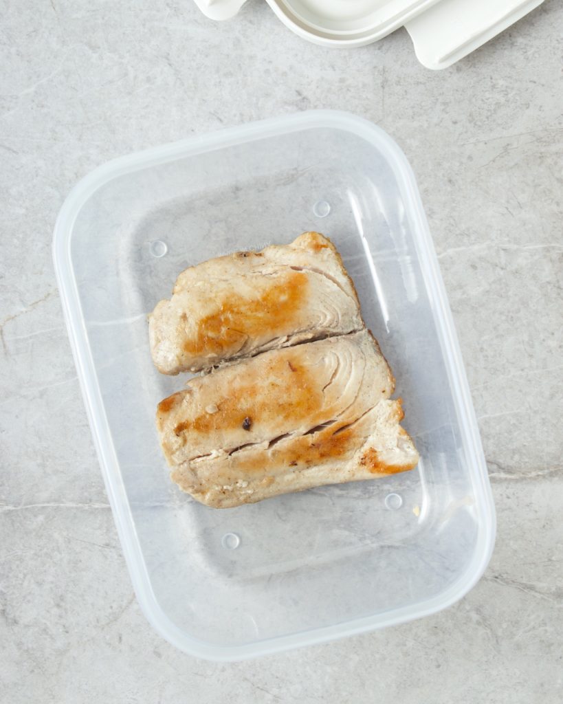 Exactly How To Reheat Mahi Mahi I Test 5 Methods [Pics] Pantry & Larder