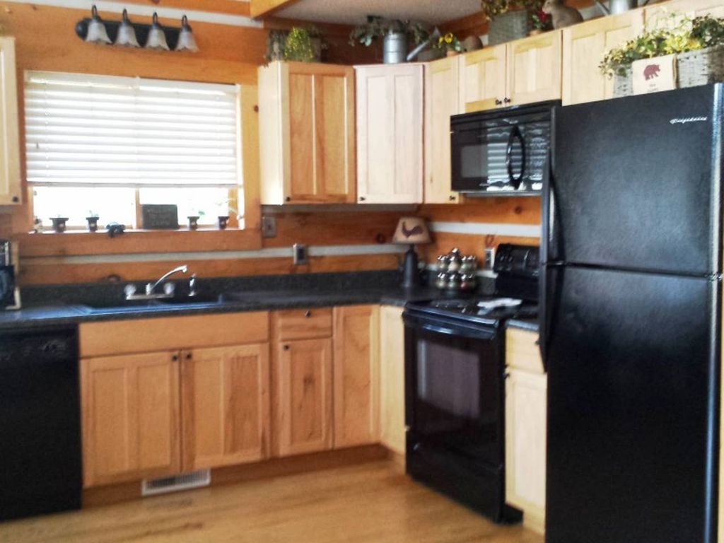 Papa Bear's River Cabin, Shenandoah River Cabin Rental, Luray Virginia