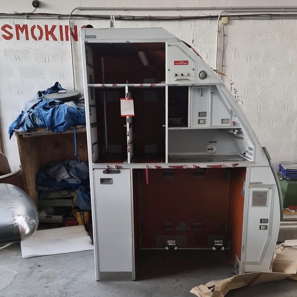 AIRCRAFT PARTS FOR SALE Raw, authentic aircraft parts Papa Juliett