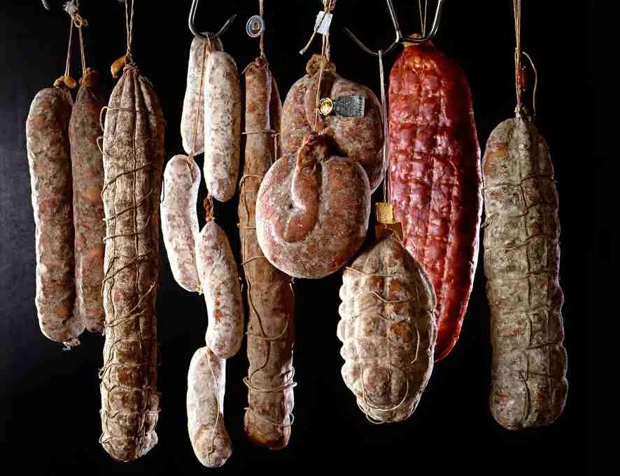 Salami, salchichon or both? Digital Magazine & Online Directory