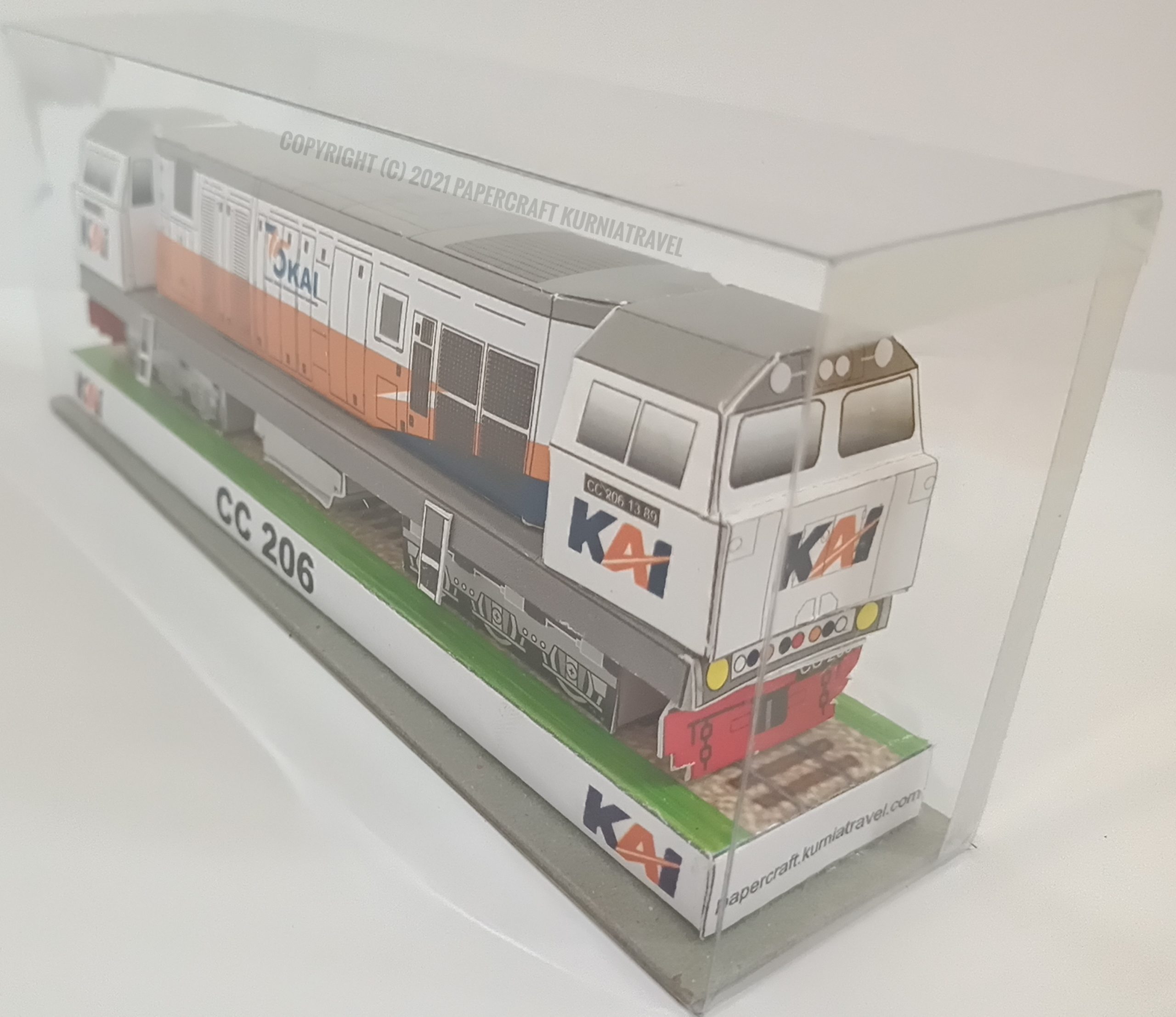 Papercraft Lokomotif CC 206 dengan Logo KAI Baru Skala 87 Papercraft