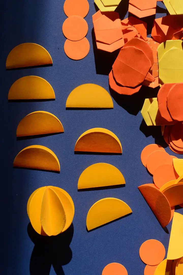 How To Make Easy Origami Pumpkin Garland // Easy Origami Pumpkins