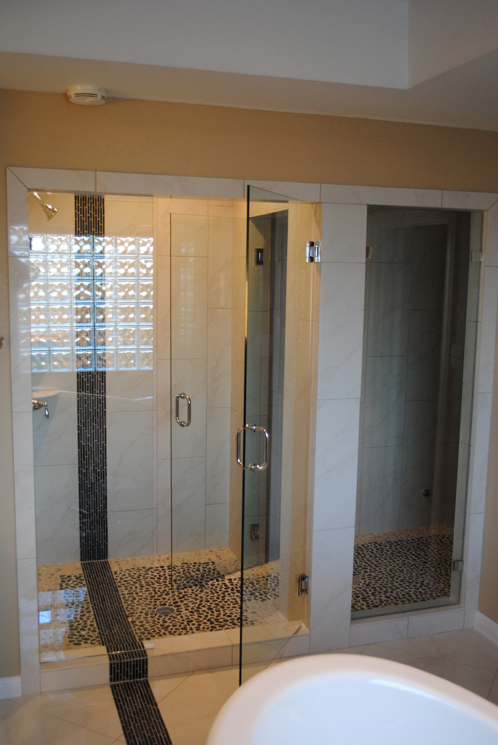 Paradigm Glass LLC Shower Doors Austin GALLERY