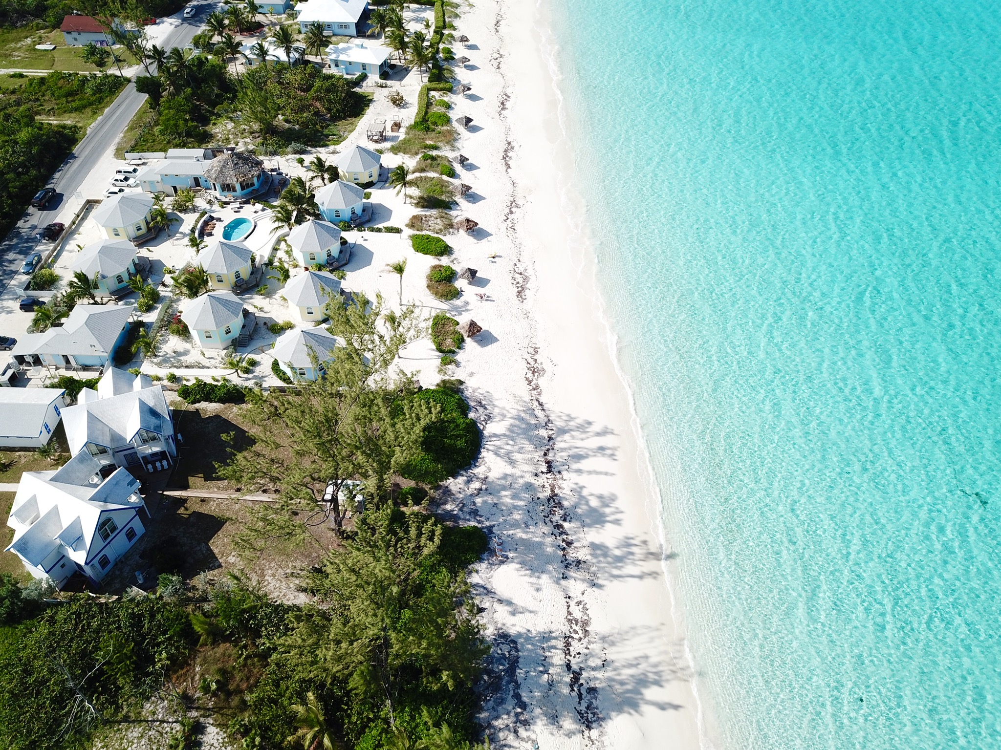 Hotel Paradise Bay Bahamas in Private cottage and villa Ocean Front on the beachHotel