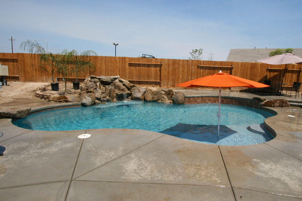Custom Pool Gallery Bakersfield Pool Builder Paradise Pools and Spas