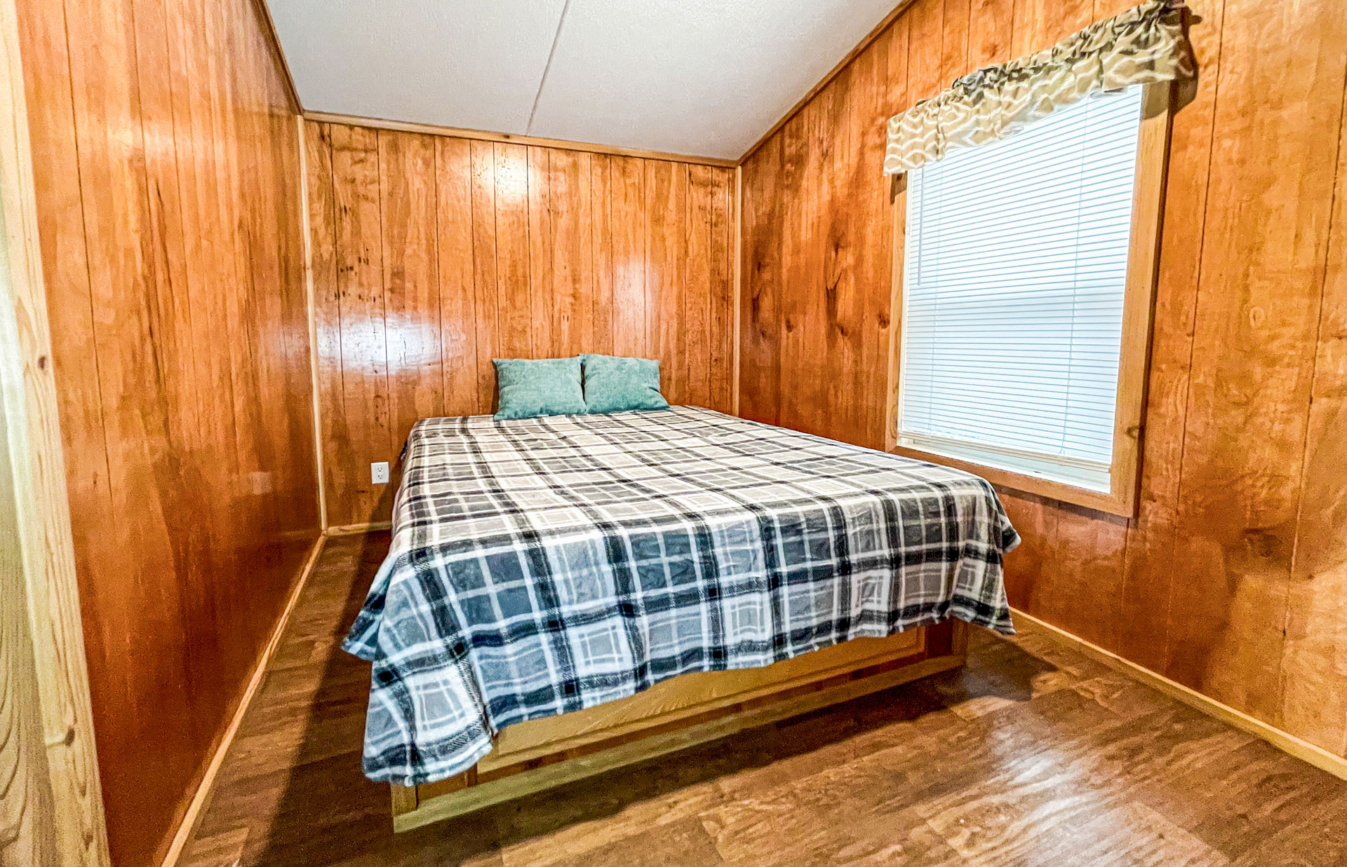 The Hideaway Cabins Paradise Ranch RV Resort