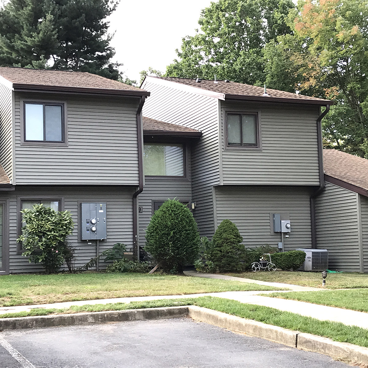 Exterior Refresh SHADOW LAKE VILLAGE, MIDDLETOWN NJ Parallel
