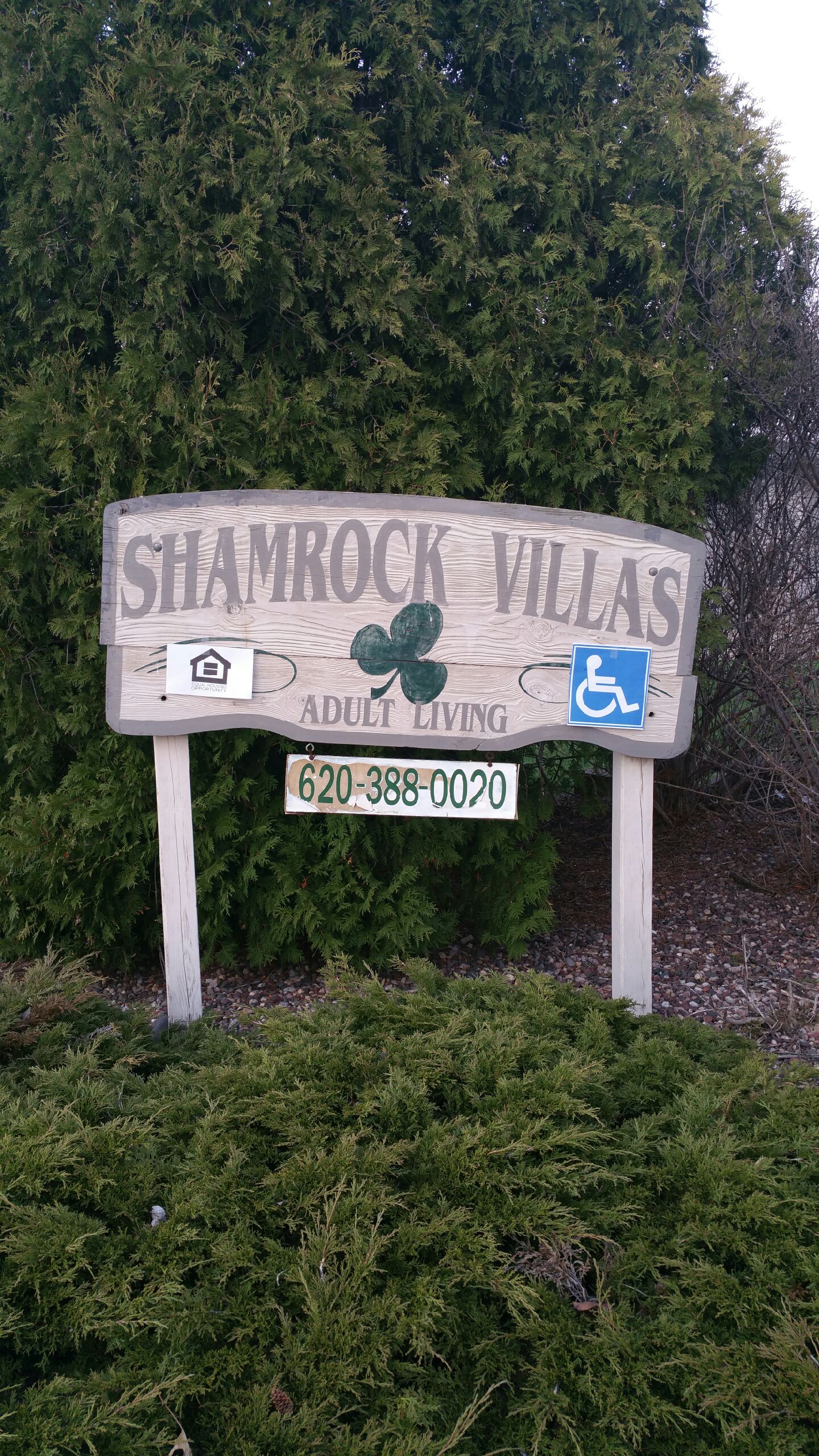Cordova Apartments Shamrock Villas Paramark Real Estate