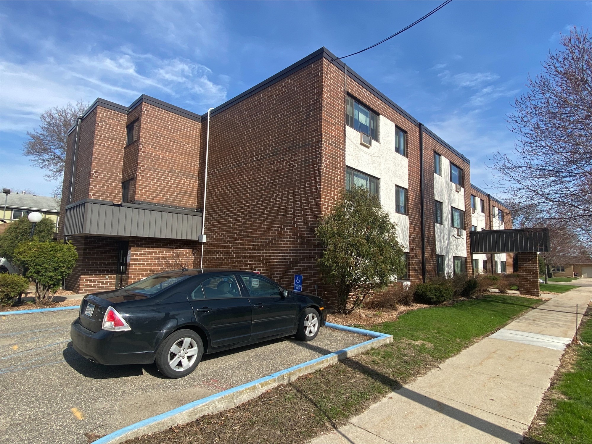 Hayfield Senior Housing Paramark Real Estate