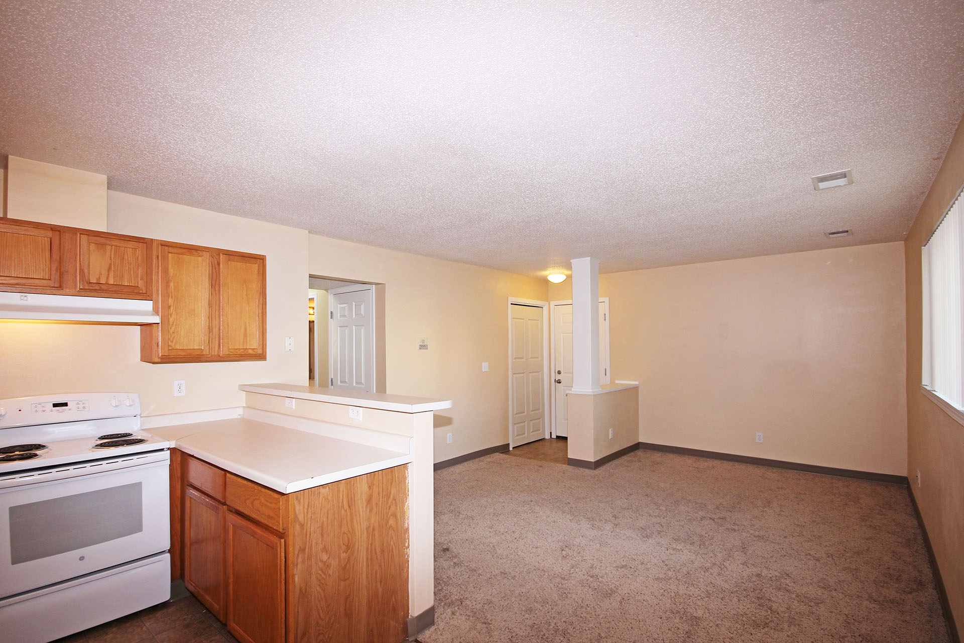 Moorhead Apartments Urban Plains Apartment Community yerajolan