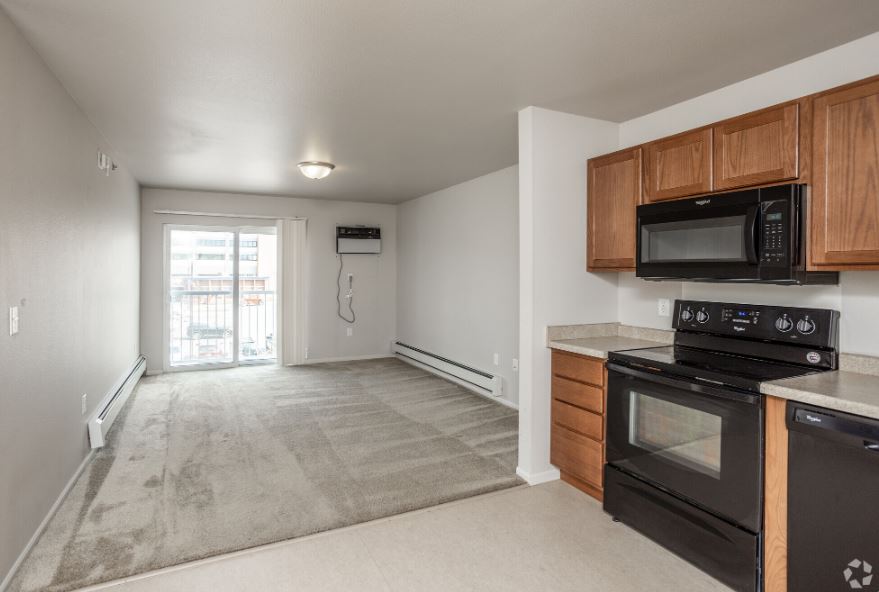 Lafayette Square Apartments Paramark Real Estate