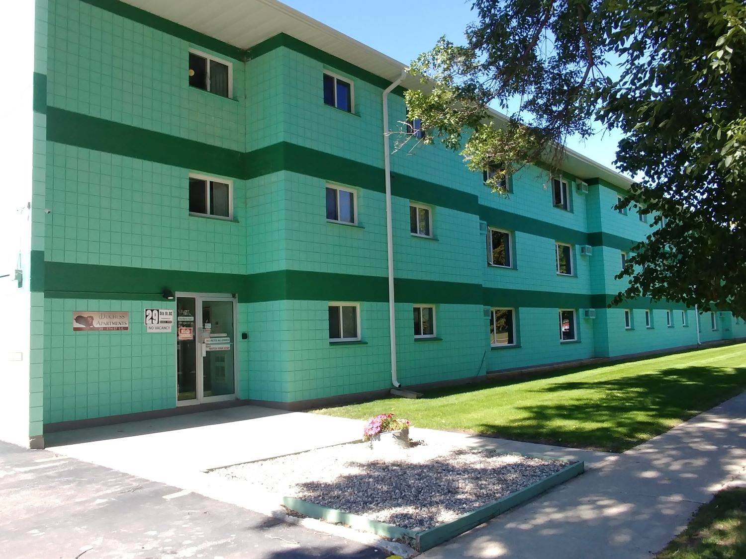 Duchess Apartments Paramount Property Management