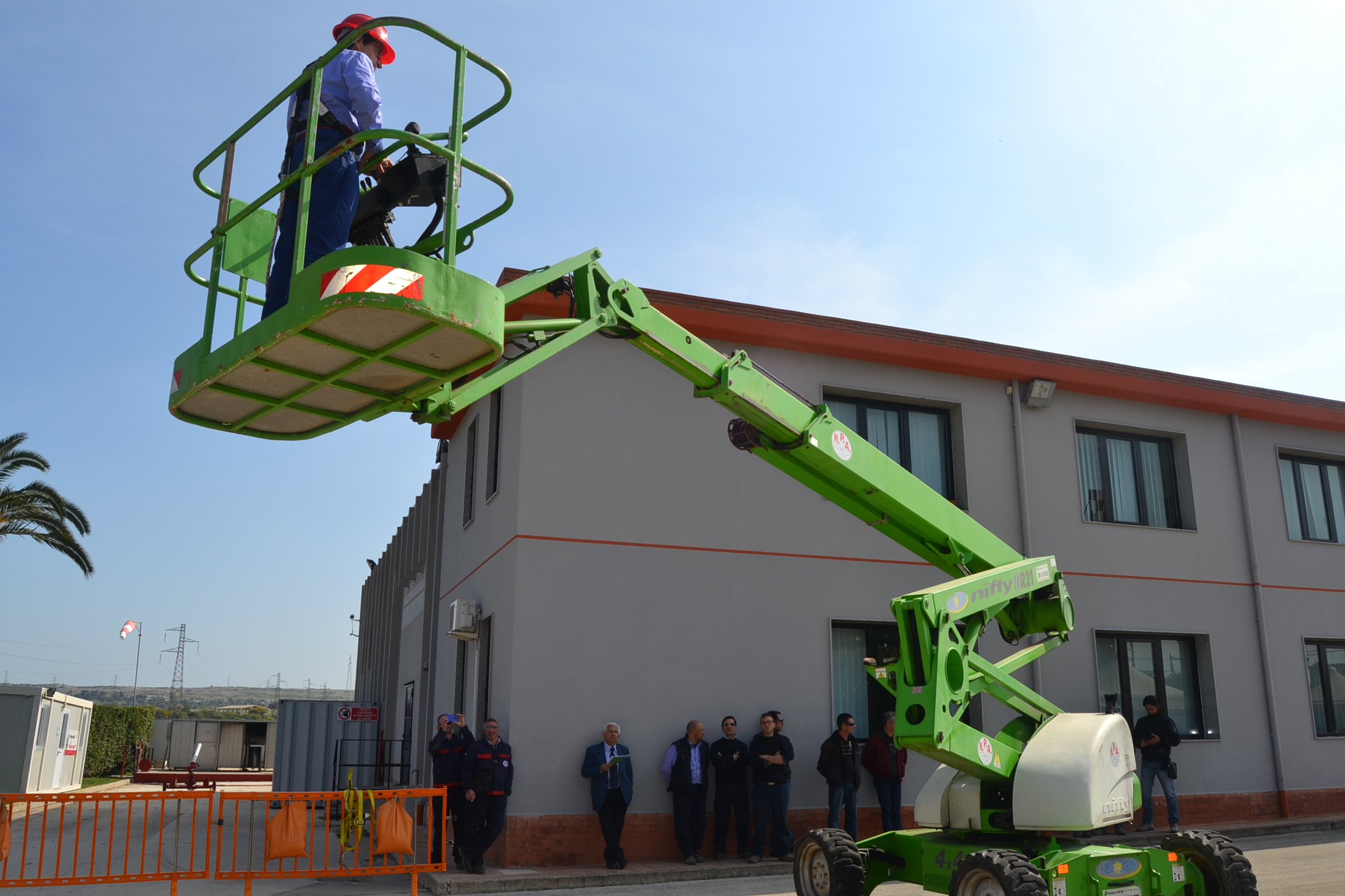 Corso Di Formazione, Addestramento Ed Abilitazione All'uso Di Piattaforme Di Lavoro Elevabili 1536_x_2304_jpg