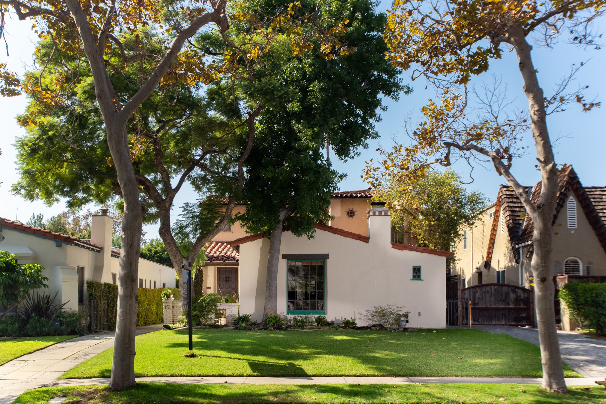 151 S Martel Avenue, Los Angeles, CA 90036 Pardee Properties