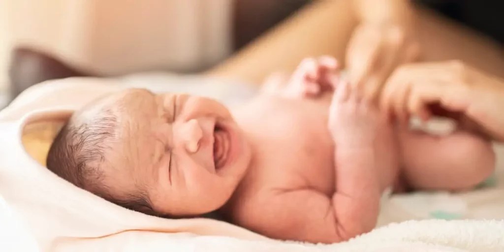 Baby Cries When Pooping What Parents Should Do!