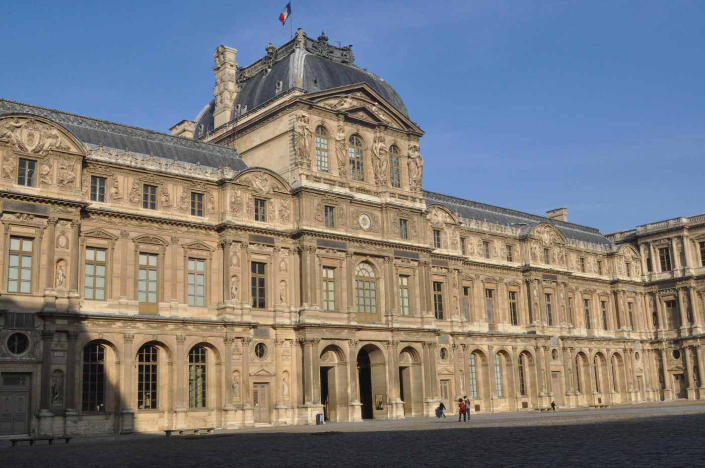 Visite guidée de l'extérieur du Louvre Paris Capitale Historique