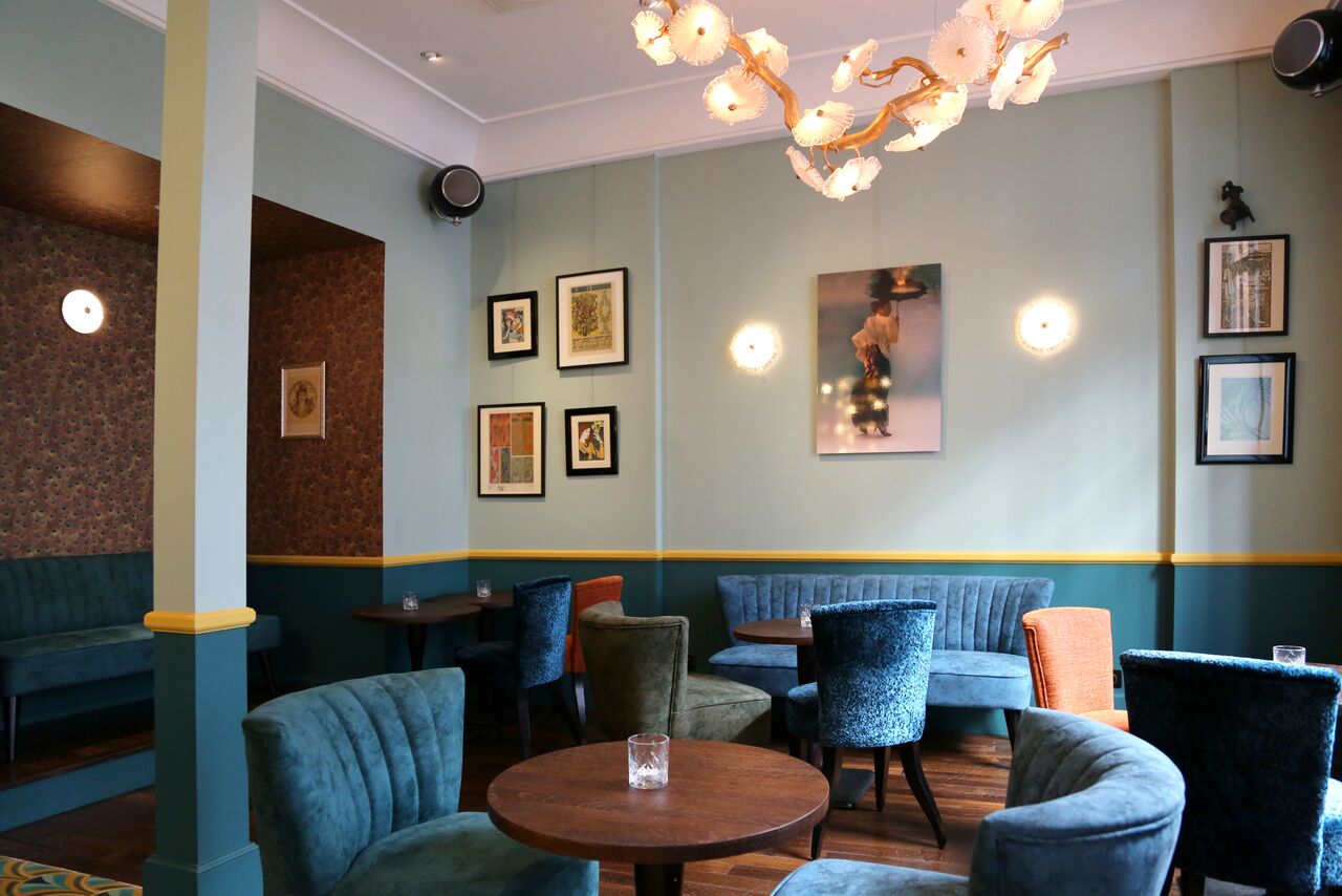 Le Bar du Bouillon bar à vins fins Quartier de l’Odéon Paris Frivole