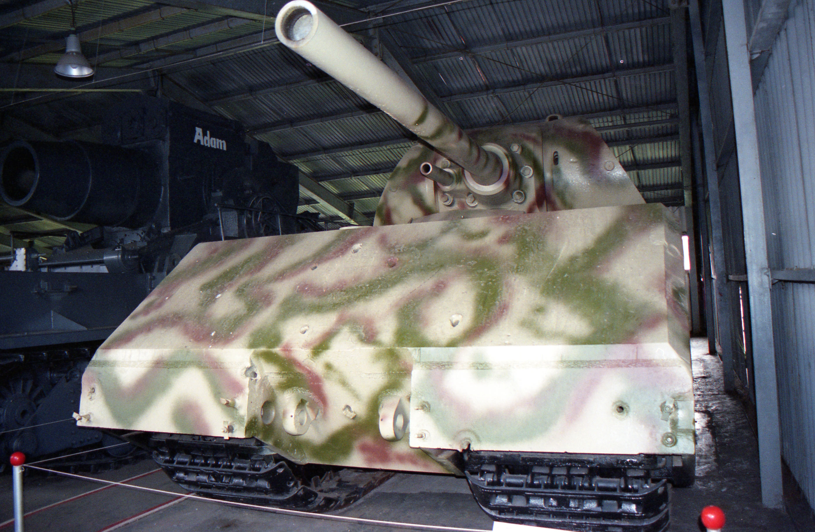 Panzer VIII Maus (Kubinka tank museum) Paris Tour Guide