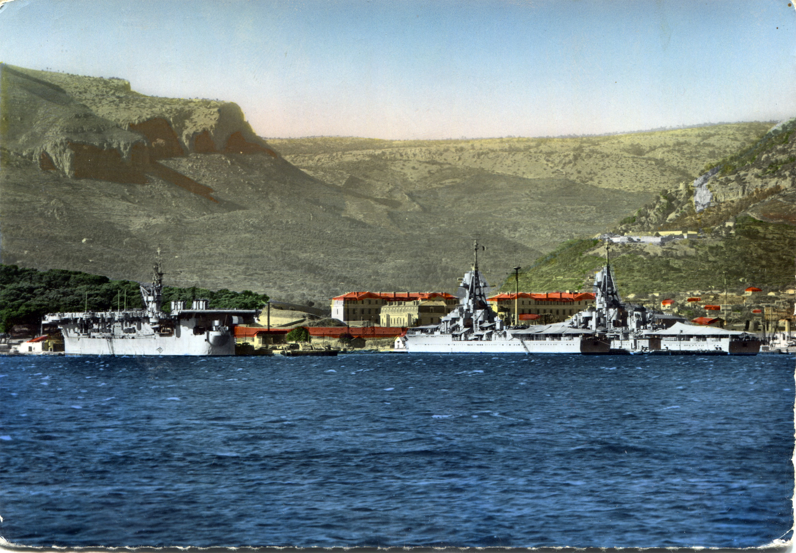 Toulon Travel Guide Paris Tour Guide