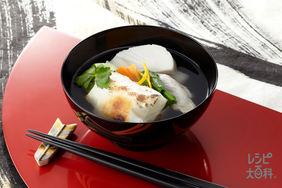 お雑煮で関東と関西の違いは？味や材料等の差は？ 従者ヨシコの料理、食べ物ブログ
