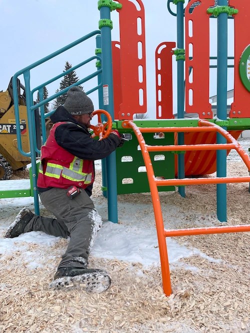 Playground Maintenance Proven Playground Solutions Keeping Playgrounds Safe & Vibrant