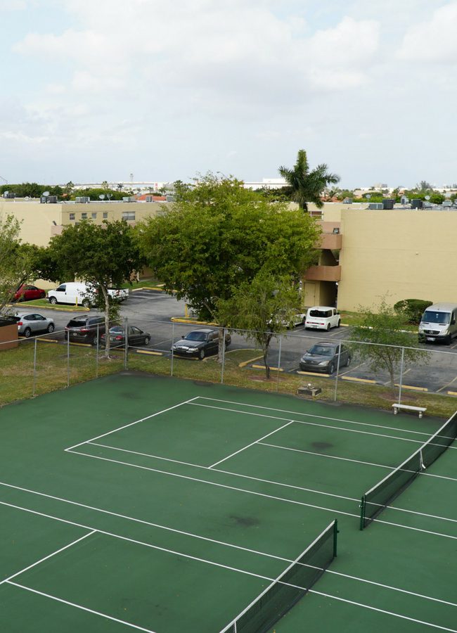 Park East HOA to Park East, home