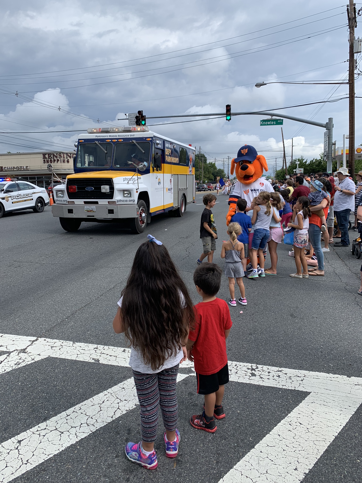 Kensington Labor Day Parade 2023 Parkinson's Mobile Resource Unit - The Amp Mobile - Parkinsonfoundation.org
