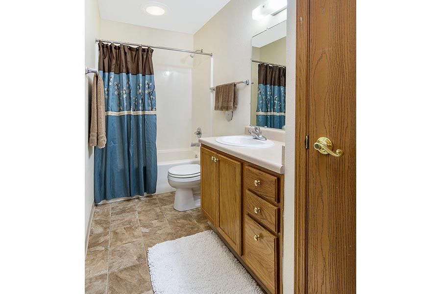 Photo Gallery Park Run Apartments In Le Claire, Iowa A PRE/3 Property