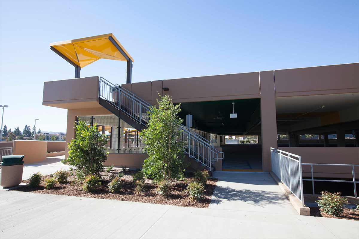 Cal Poly Pomona Parking Structure 2 Parksmart