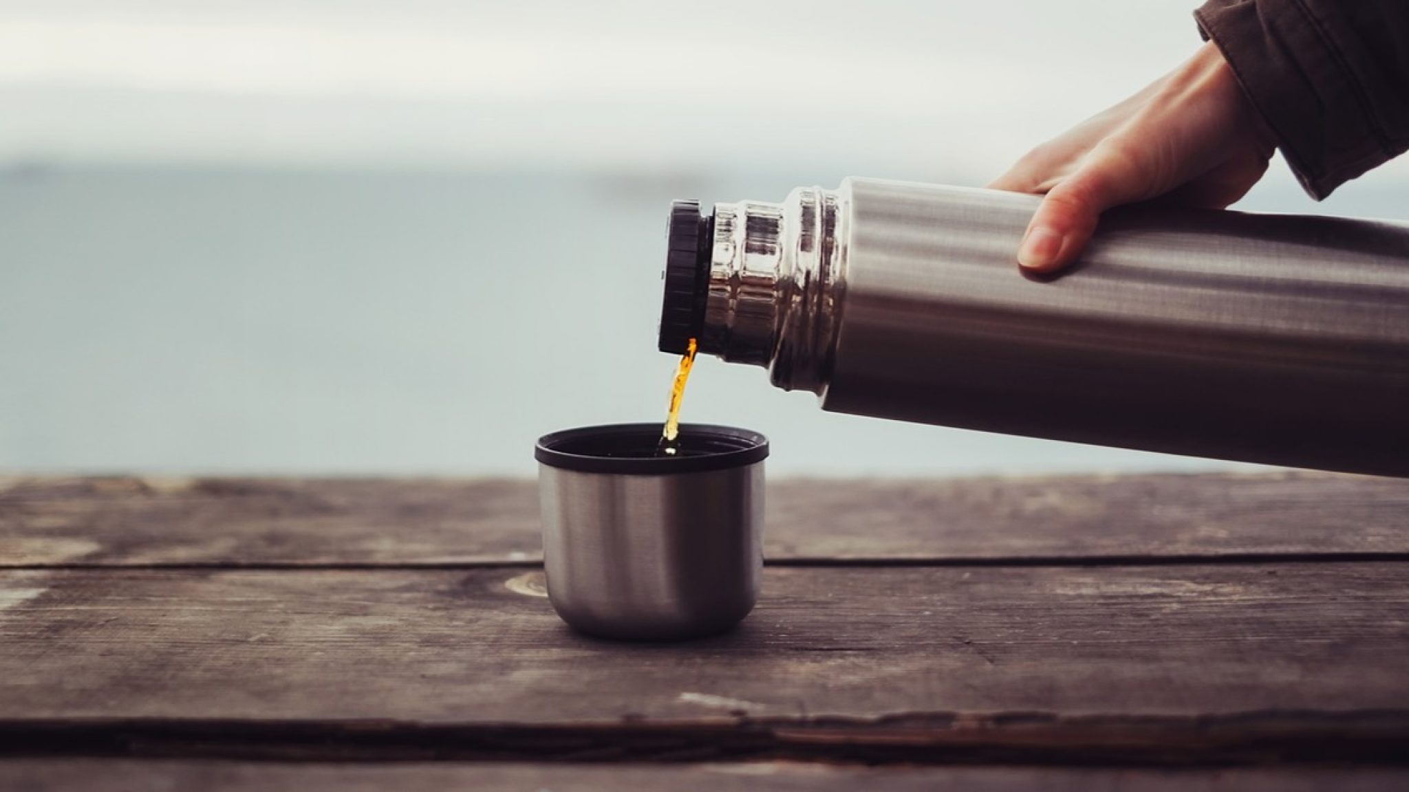 How to Clean a Thermos Bottle: Remove Coffee and Tea Stains