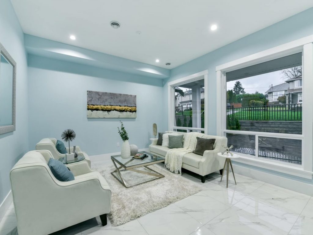 906 Alderson Avenue Coquitlam Parm Grewal