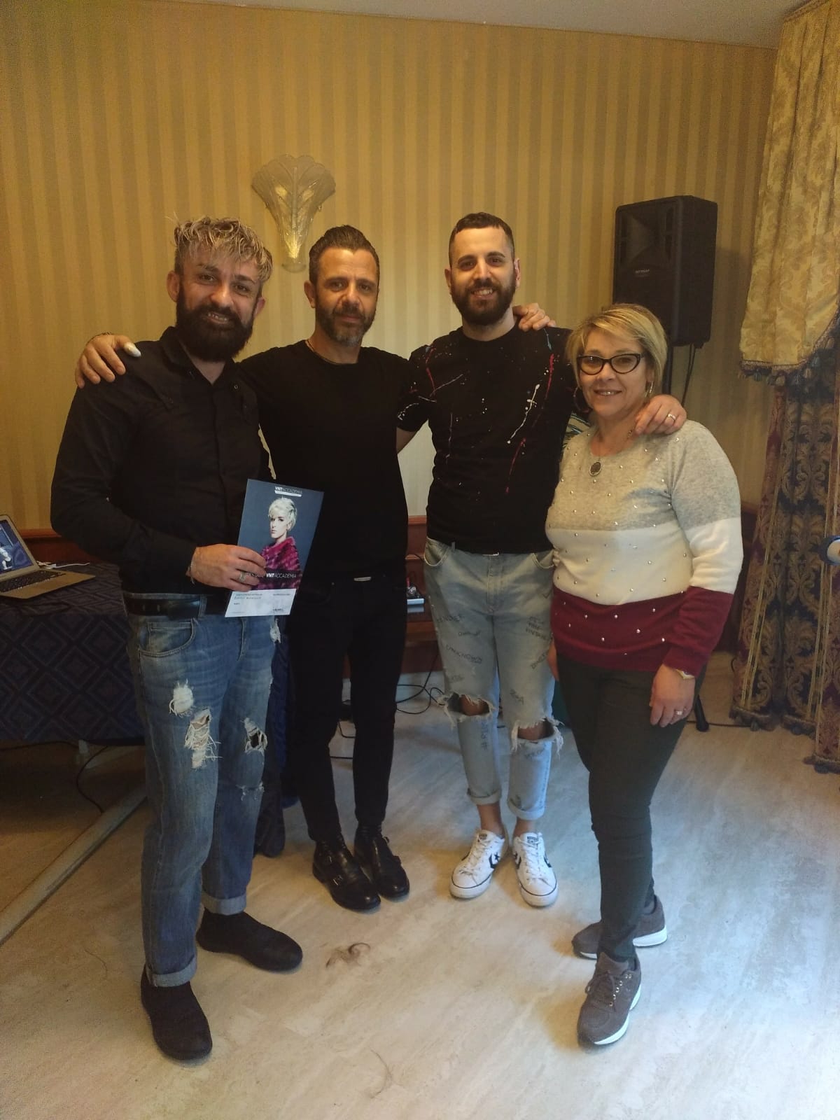 Hair Stylist Alessio Professionalità e creatività in