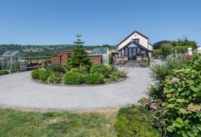 Mamhilad, Pontypool Parrys Estate Agents