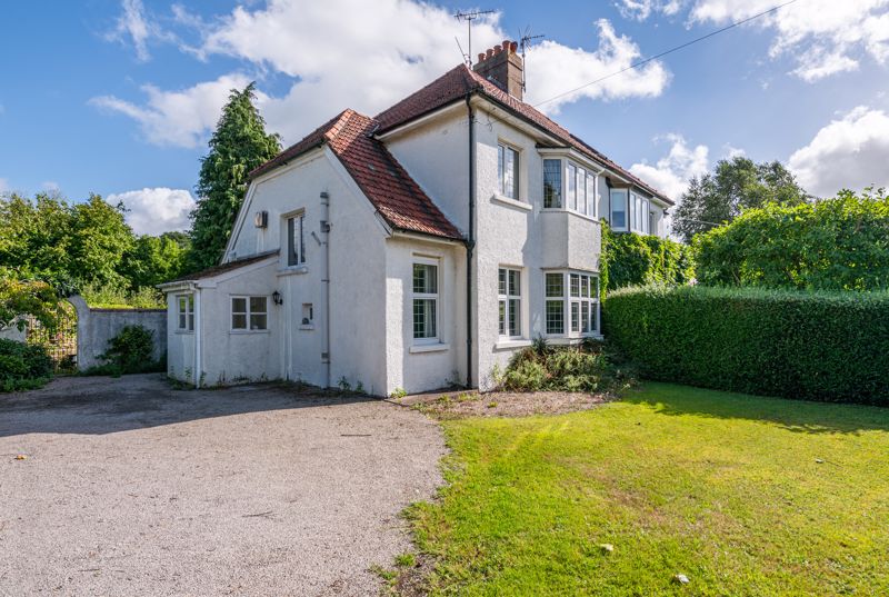 Avenue Road, Abergavenny Parrys Estate Agents