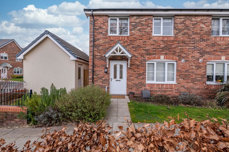 Bowen Gardens, Monmouth Parrys Estate Agents