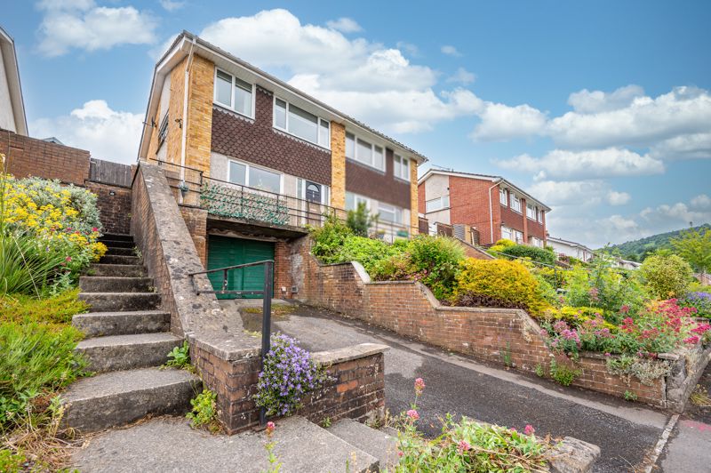 Abergavenny, Monmouthshire Parrys Estate Agents